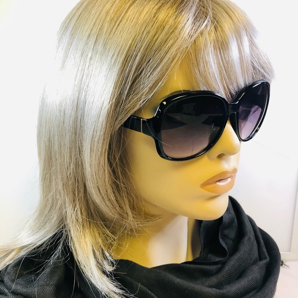 Women’s Banana Republic Fashion Sunglasses - Picture 3 of 7